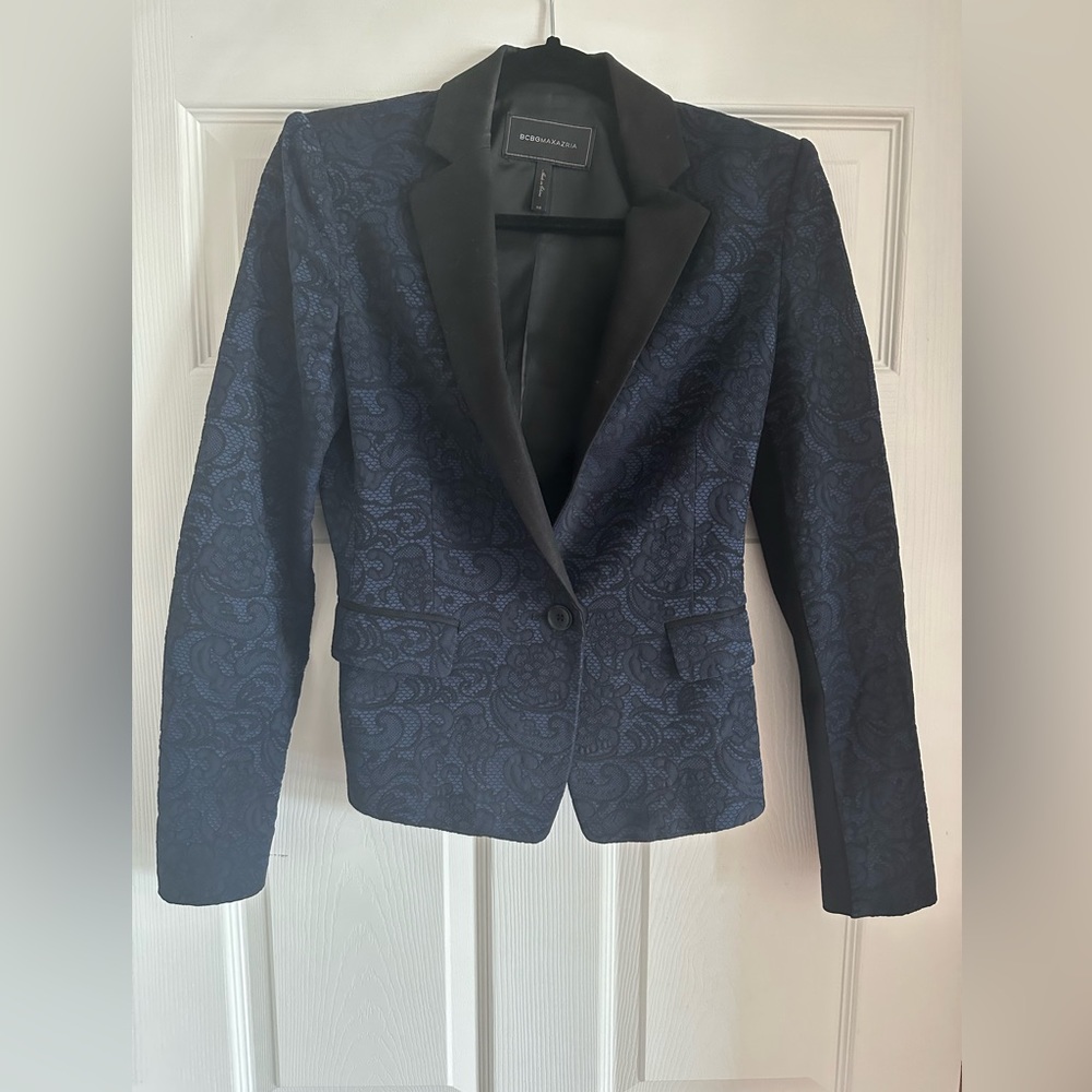 BCBG Lace Dark blue and black Blazer